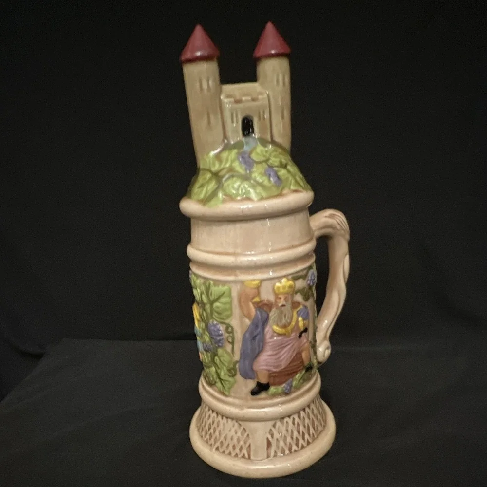 Vintage Judy Baker 1975 Breweriana Beer Stein with Figural Castle Lid Grapevine